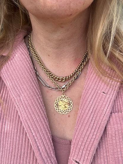 Vintage 18ct Gold Fortuna Pendant