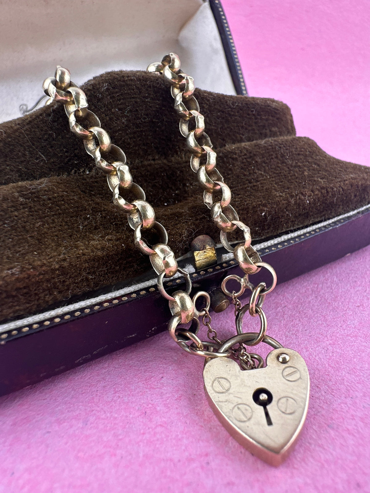 Vintage 9ct Rolo Belcher bracelet with heart padlock