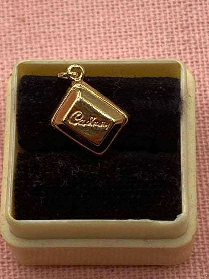 Vintage 9ct Cadbury Chocolate charm