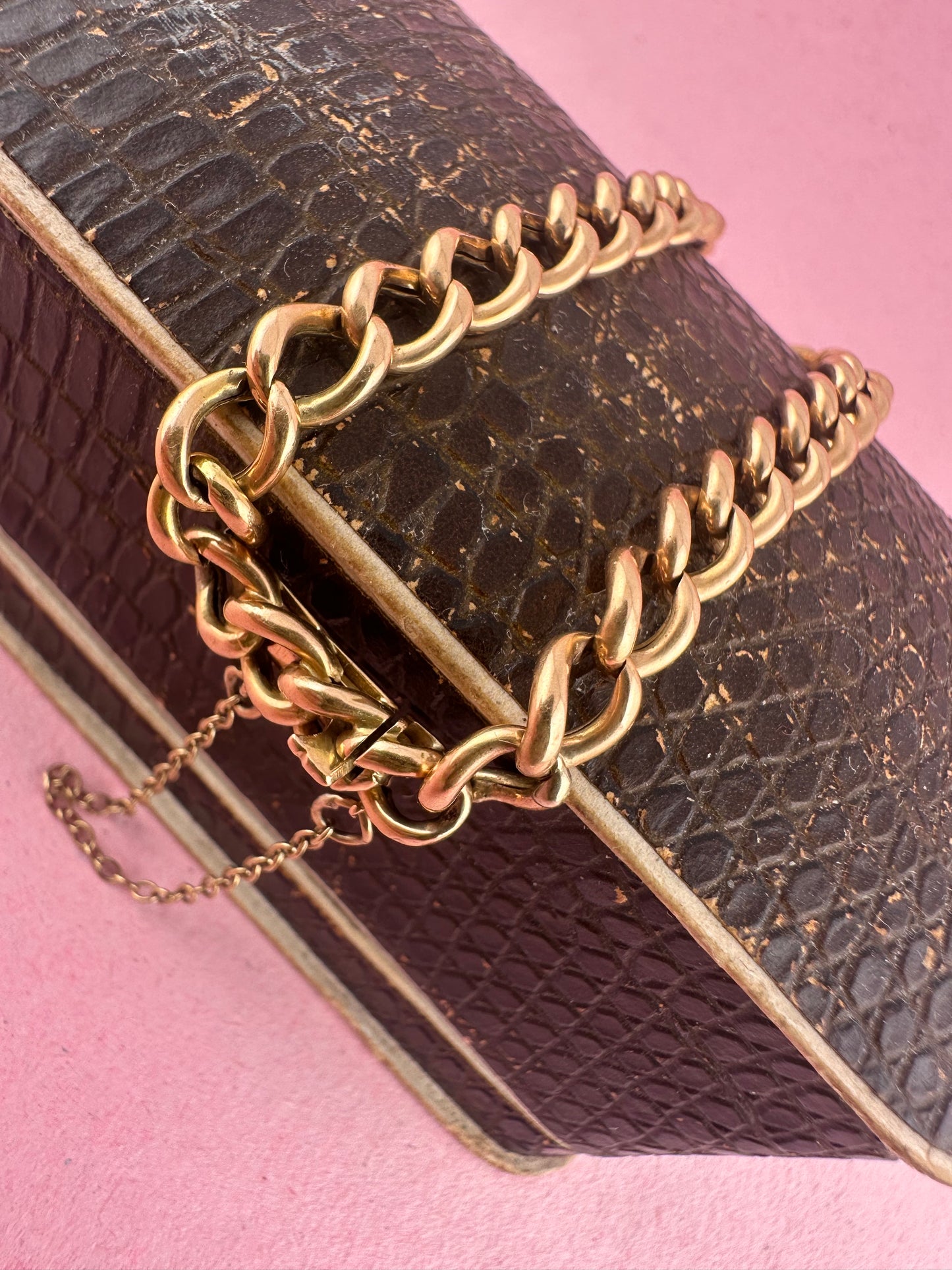 Antique 15ct Gold Curb Bracelet with concealed clasp