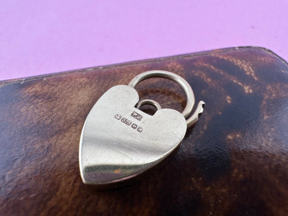 Vintage 9ct Yellow gold heart padlock