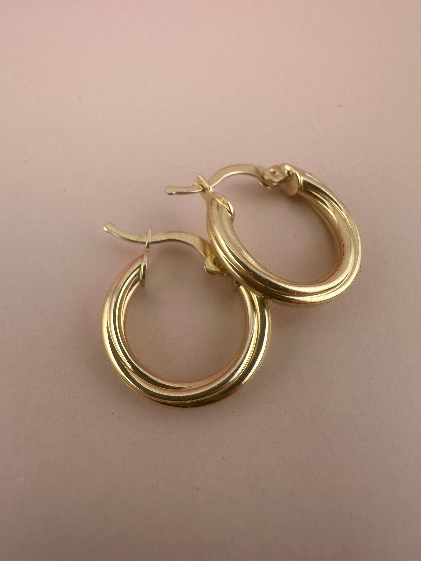 Vintage 14ct gold Round twist hoops
