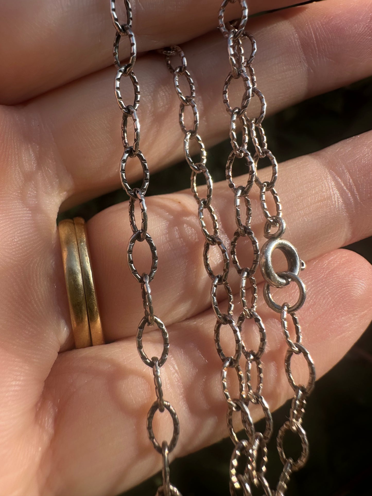 Sterling Silver Textured Oval belcher chain