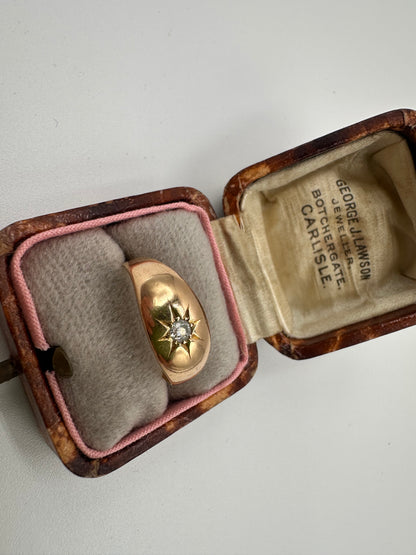 Antique 18ct Gold Star set Diamond Gypsy ring