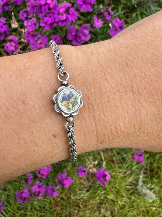 Sterling silver Rope bracelet with Pansy panel