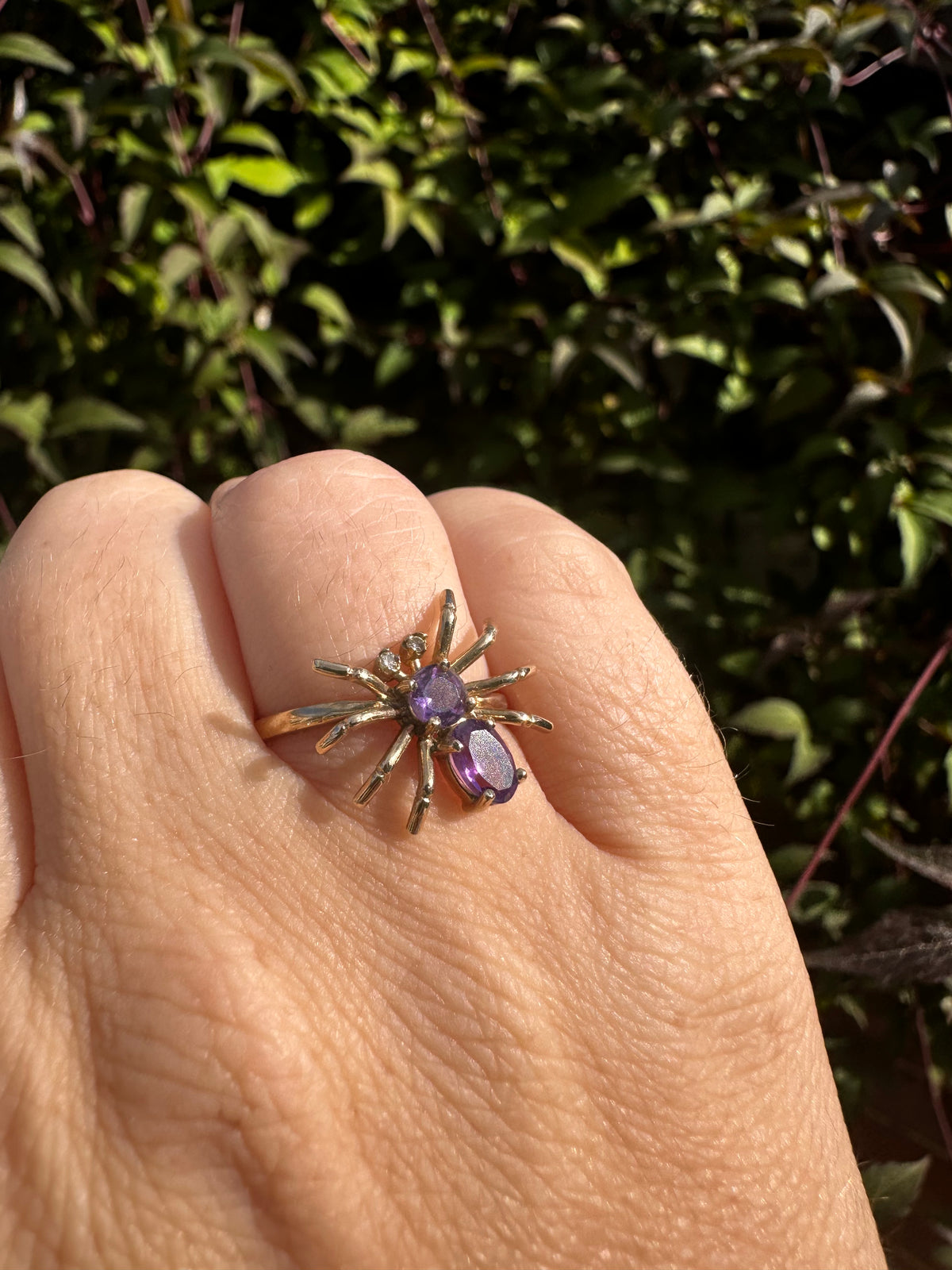 Vintage 9ct Gold Amethyst & Diamond Spider ring