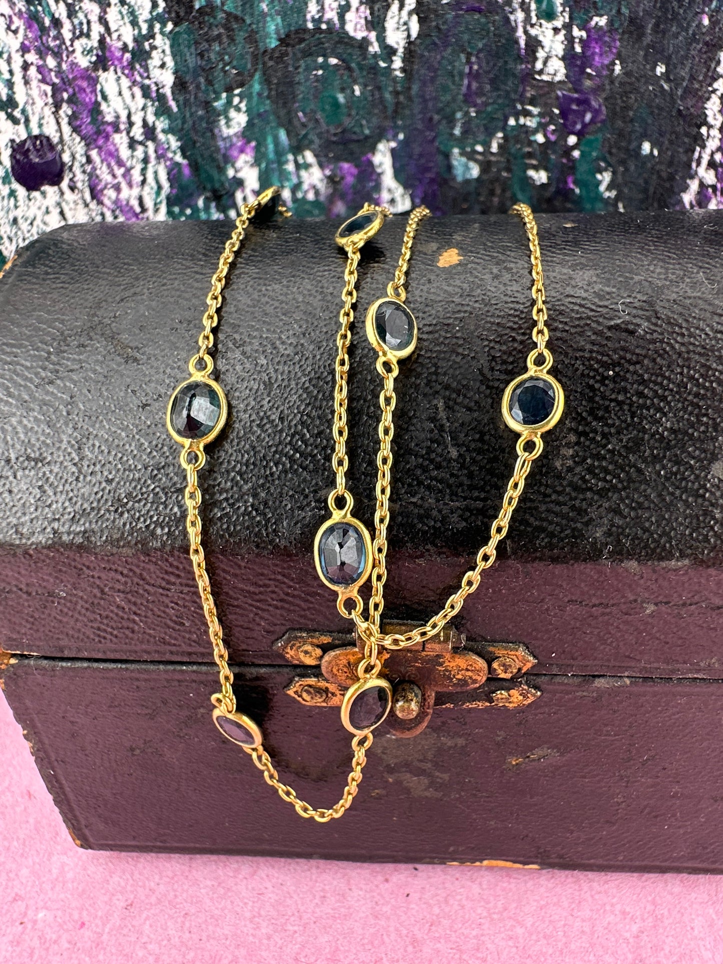 18ct Sapphire Station chain