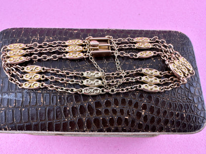 10ct Gold Oval and cable link bracelet