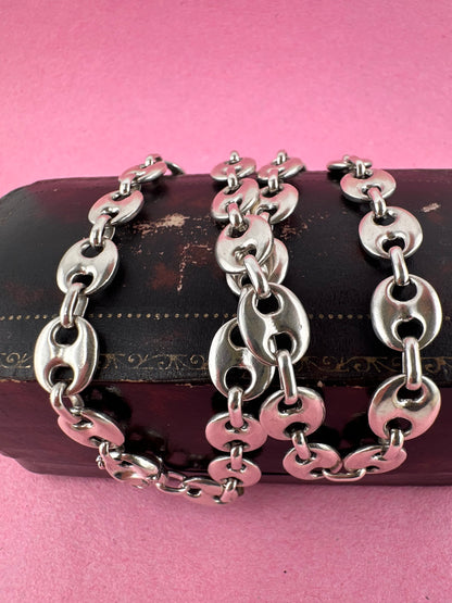 Sterling Silver Mariner chain with concealed clasp.