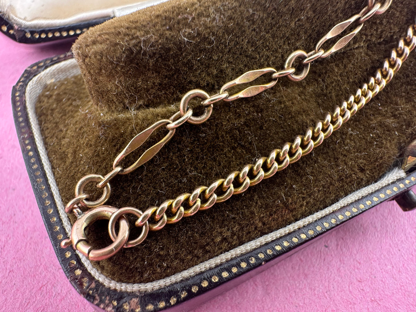Vintage 9ct Gold Garnet and Bar station bracelet