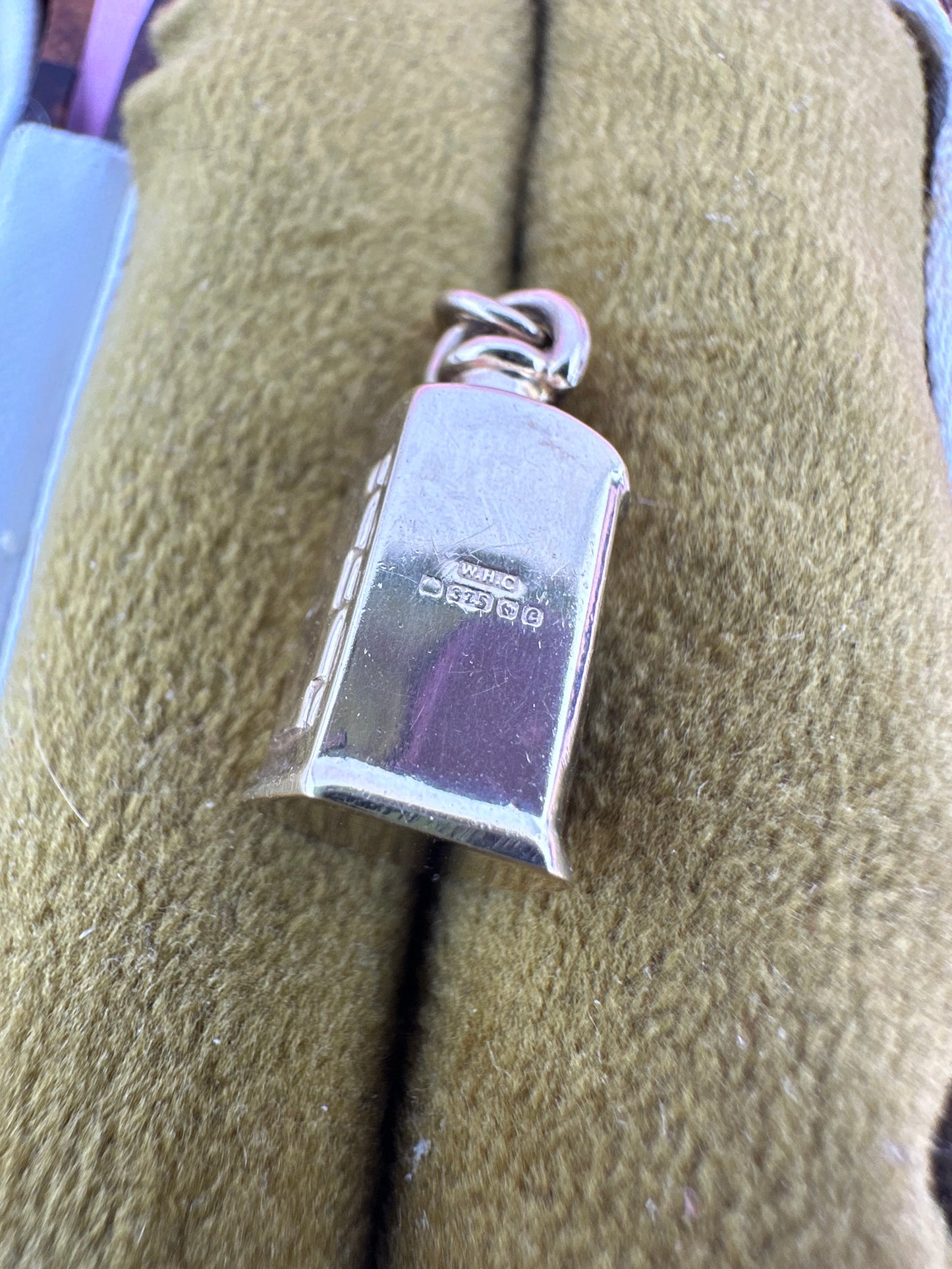 Vintage 9ct Lantern charm with red paste stone