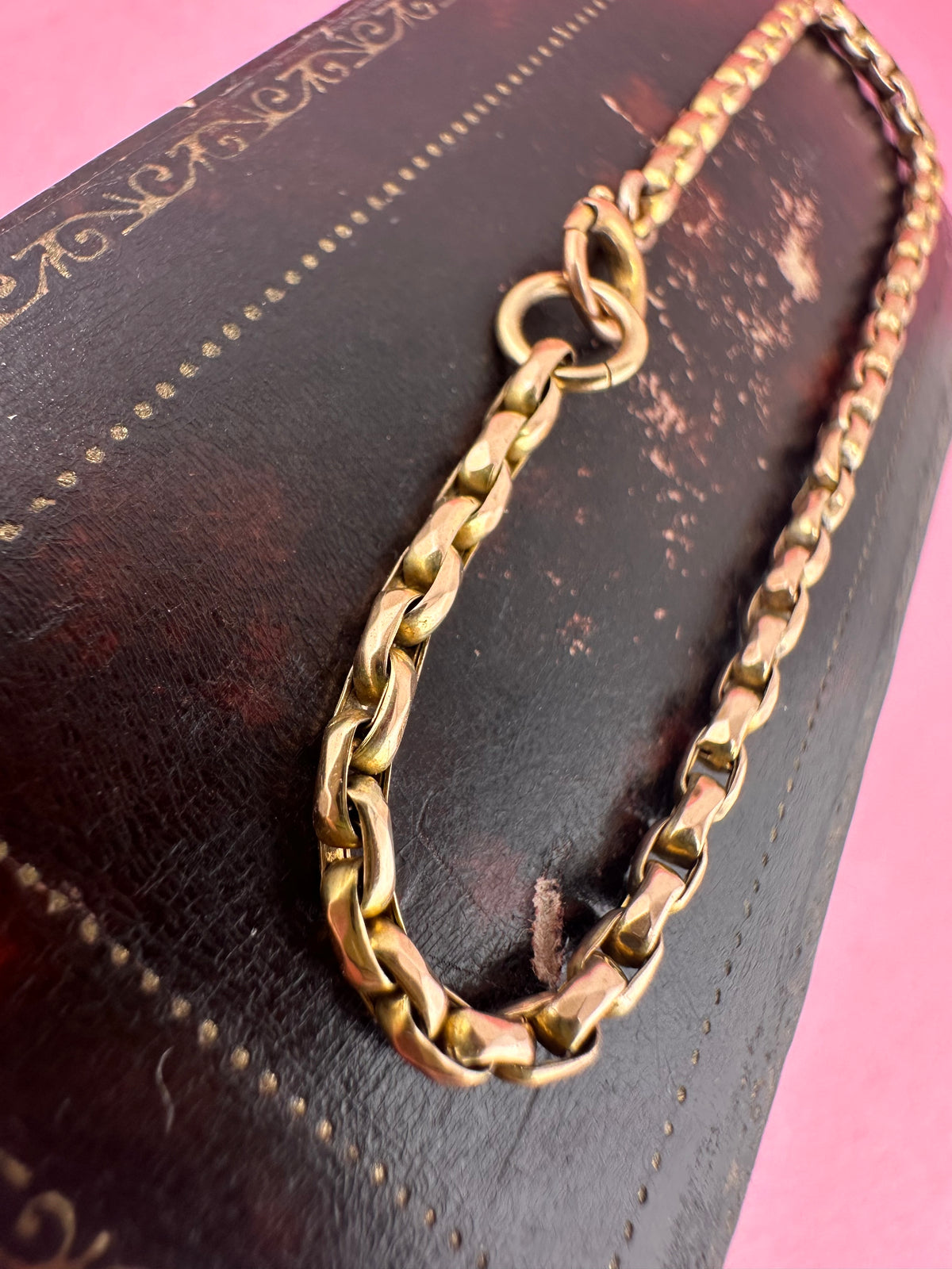 Antique 9ct Peachy Gold Oval Belcher Bracelet with bolt clasp