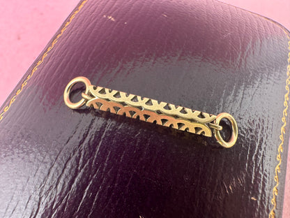 Antique 9ct Gold pierced bar extender. No clasps.
