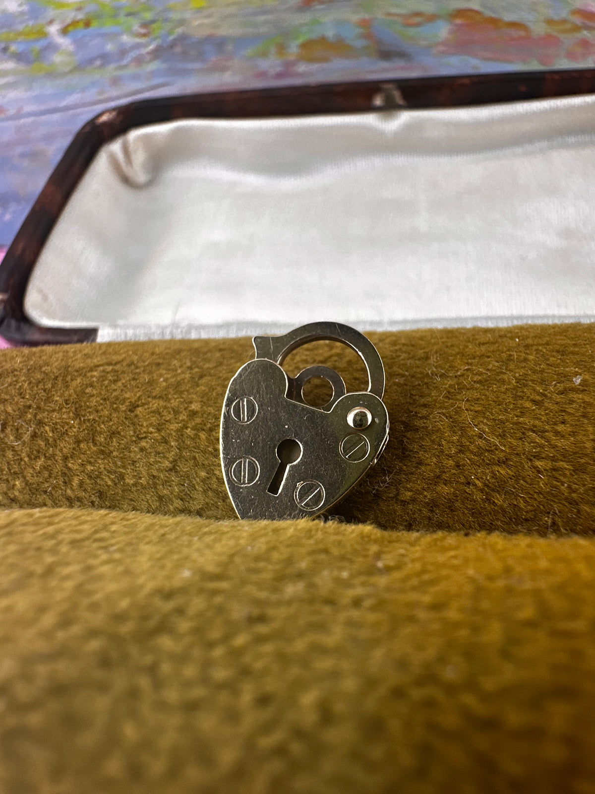 Vintage 9ct gold mini heart padlock
