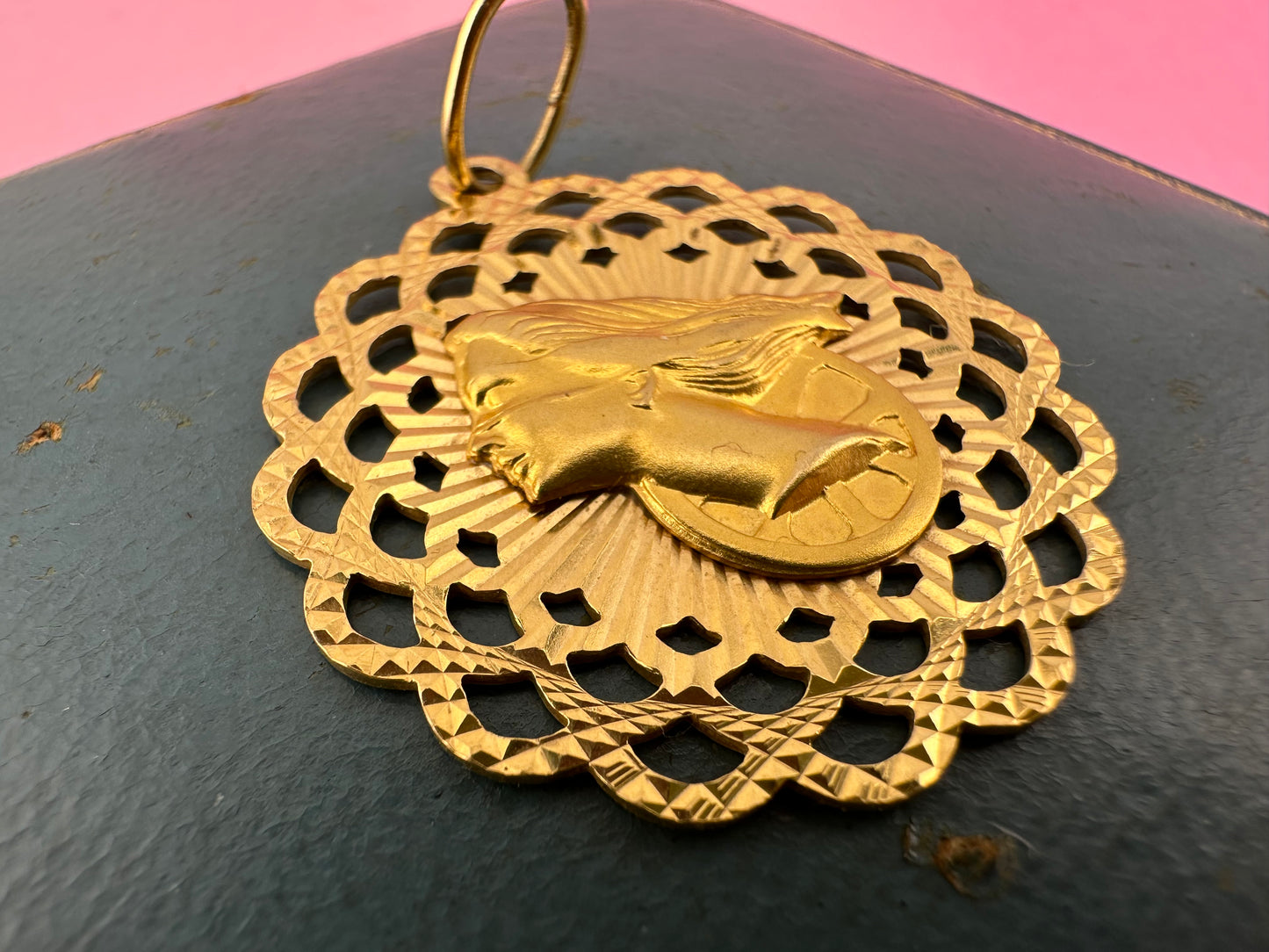 Vintage 18ct Gold Fortuna Pendant