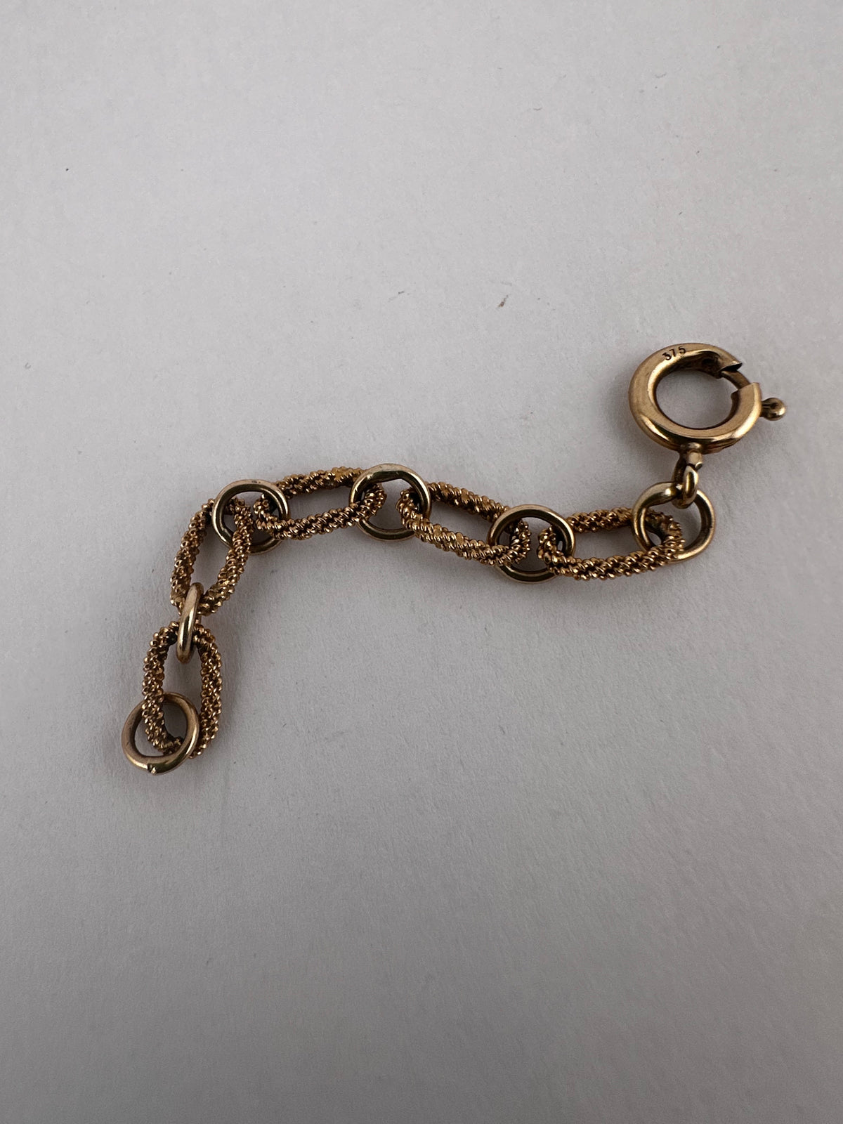 Vintage 9ct gold textured cable extender