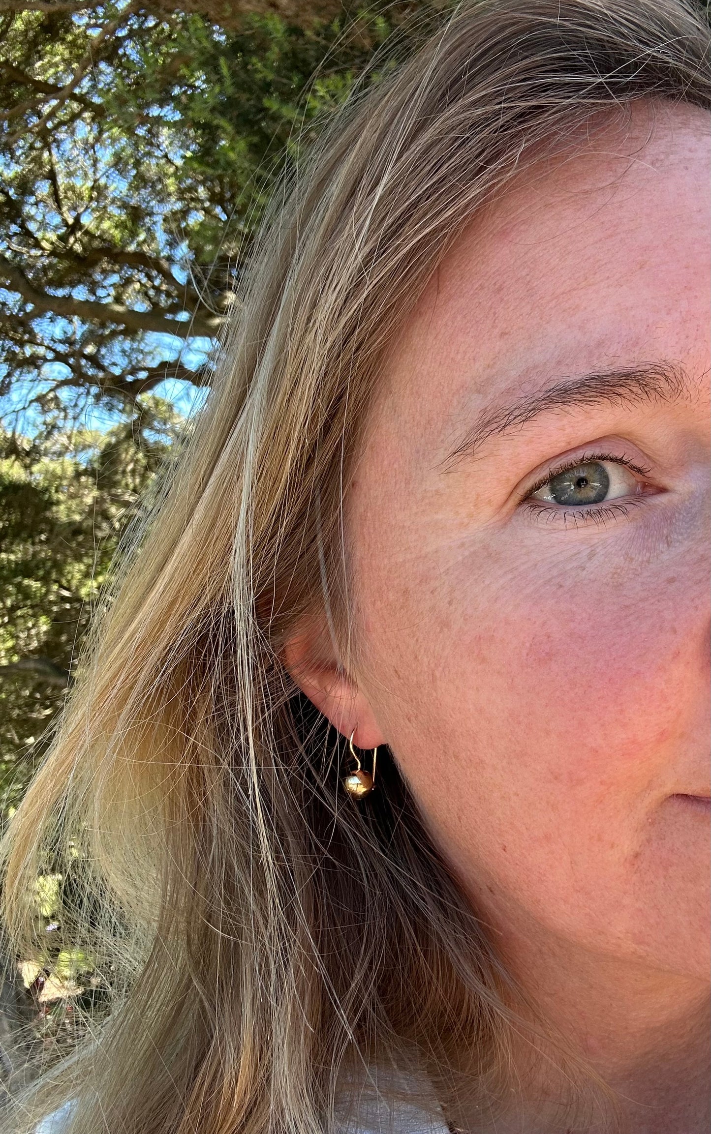9ct Yellow Gold Ball Dangle earrings