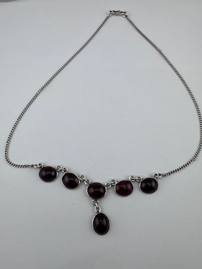 Sterling Silver Garnet Cabochon necklace
