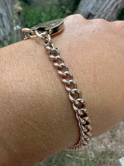 Antique 9ct Gold Graduated Curb bracelet with large heart padlock