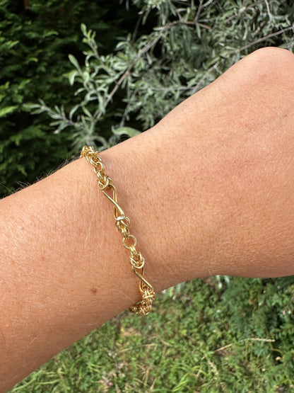 9ct Gold infinity & Byzantine link bracelet