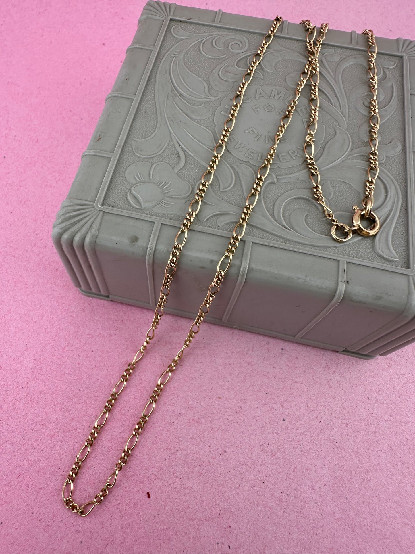 Vintage 9ct Yellow Gold mini Figaro chain