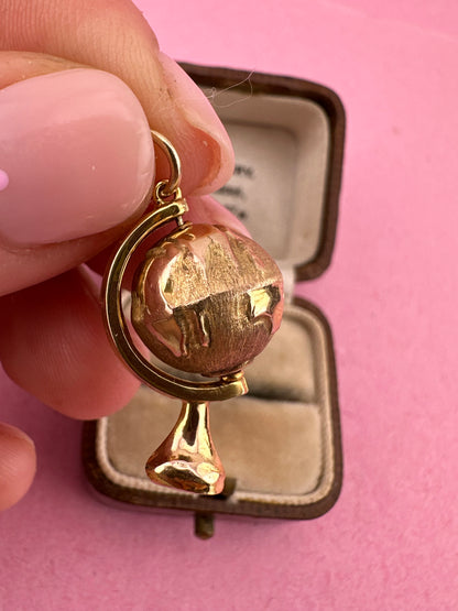 Vintage 9ct Gold Globe Charm