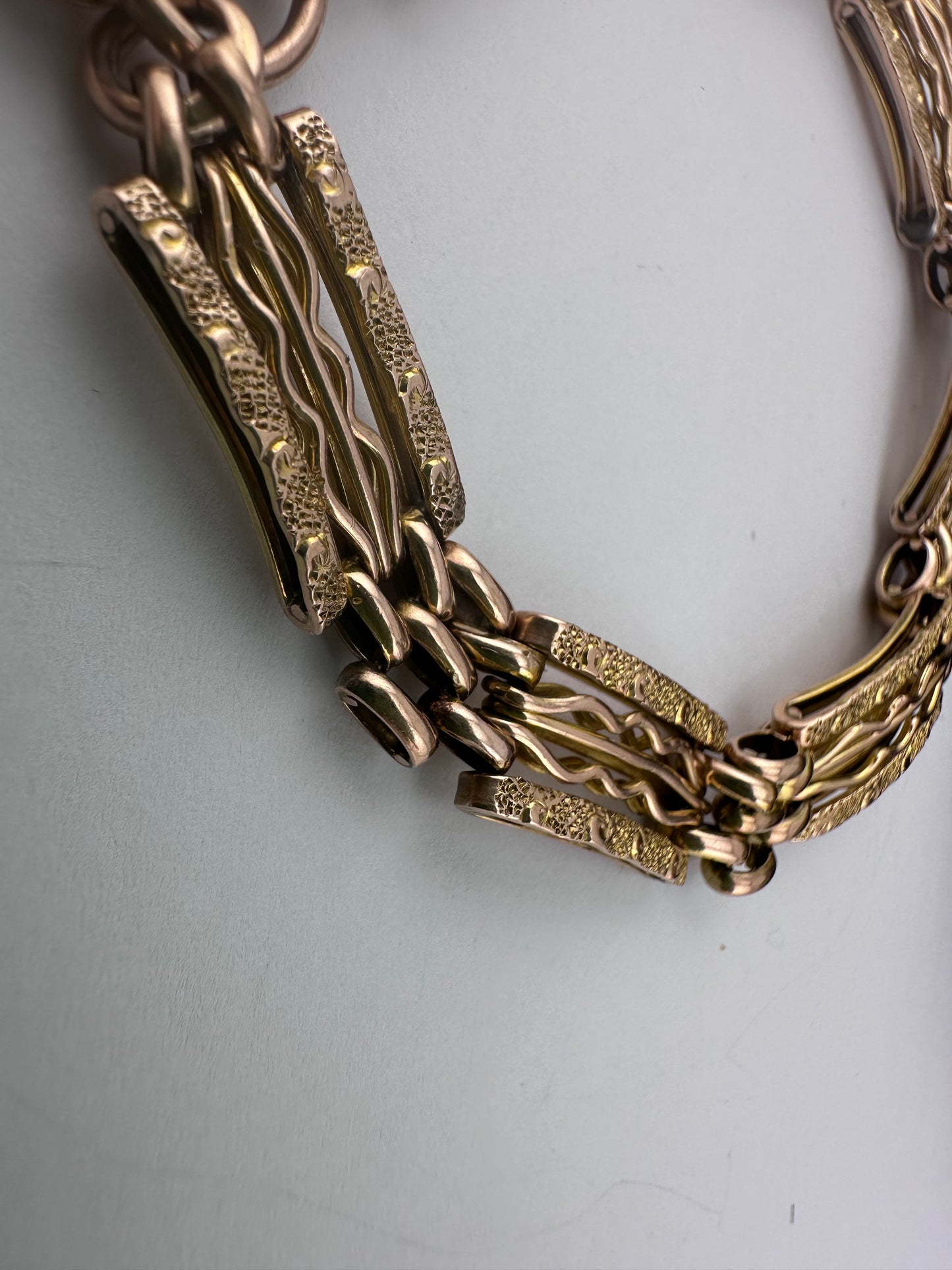 Vintage 9ct Rose Gold Patterned Gate Bracelet