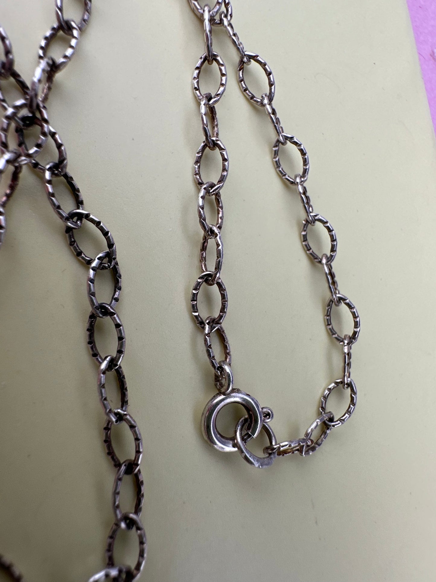 Sterling Silver Textured Oval belcher chain