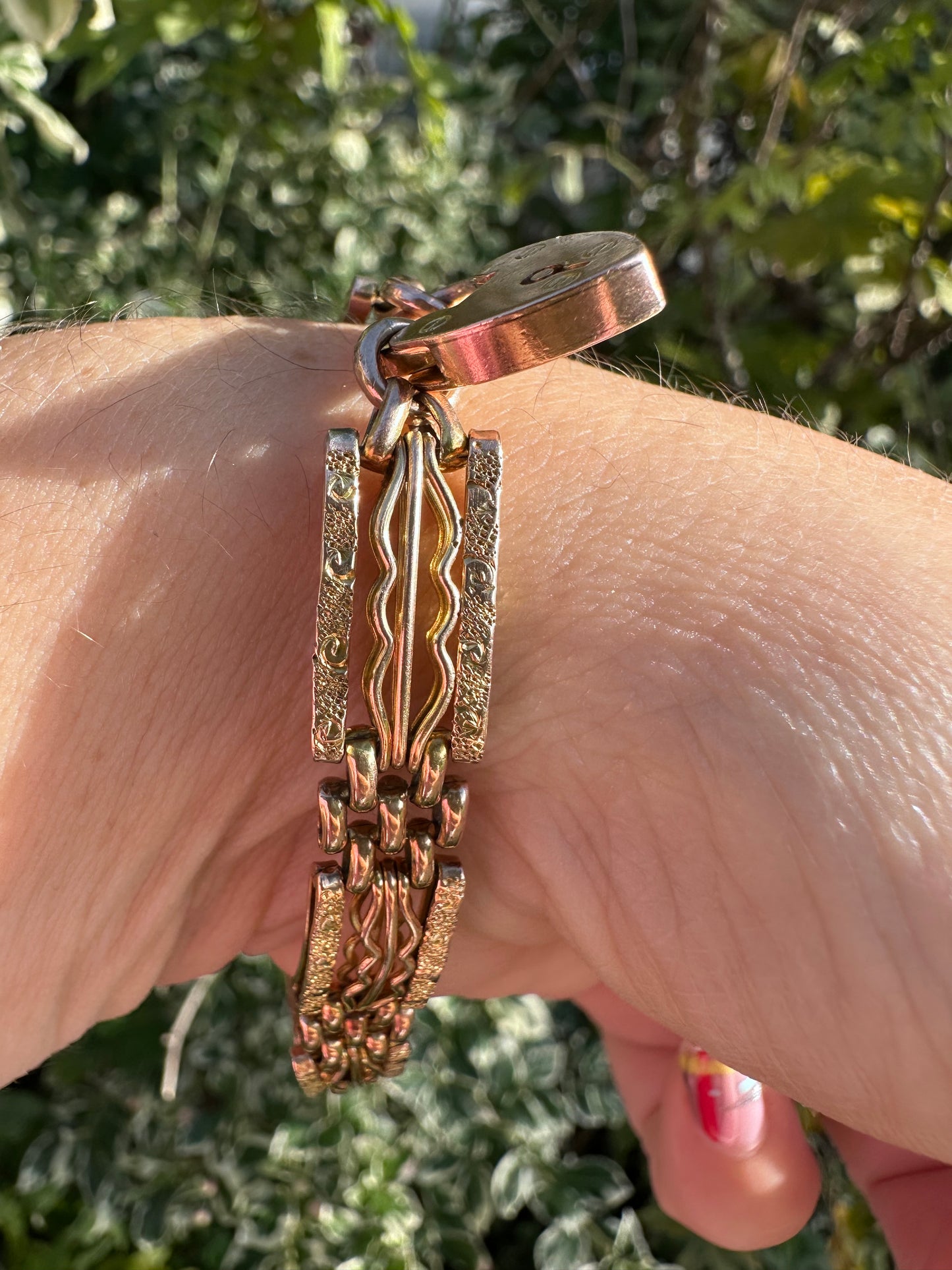 Vintage 9ct Rose Gold Patterned Gate Bracelet