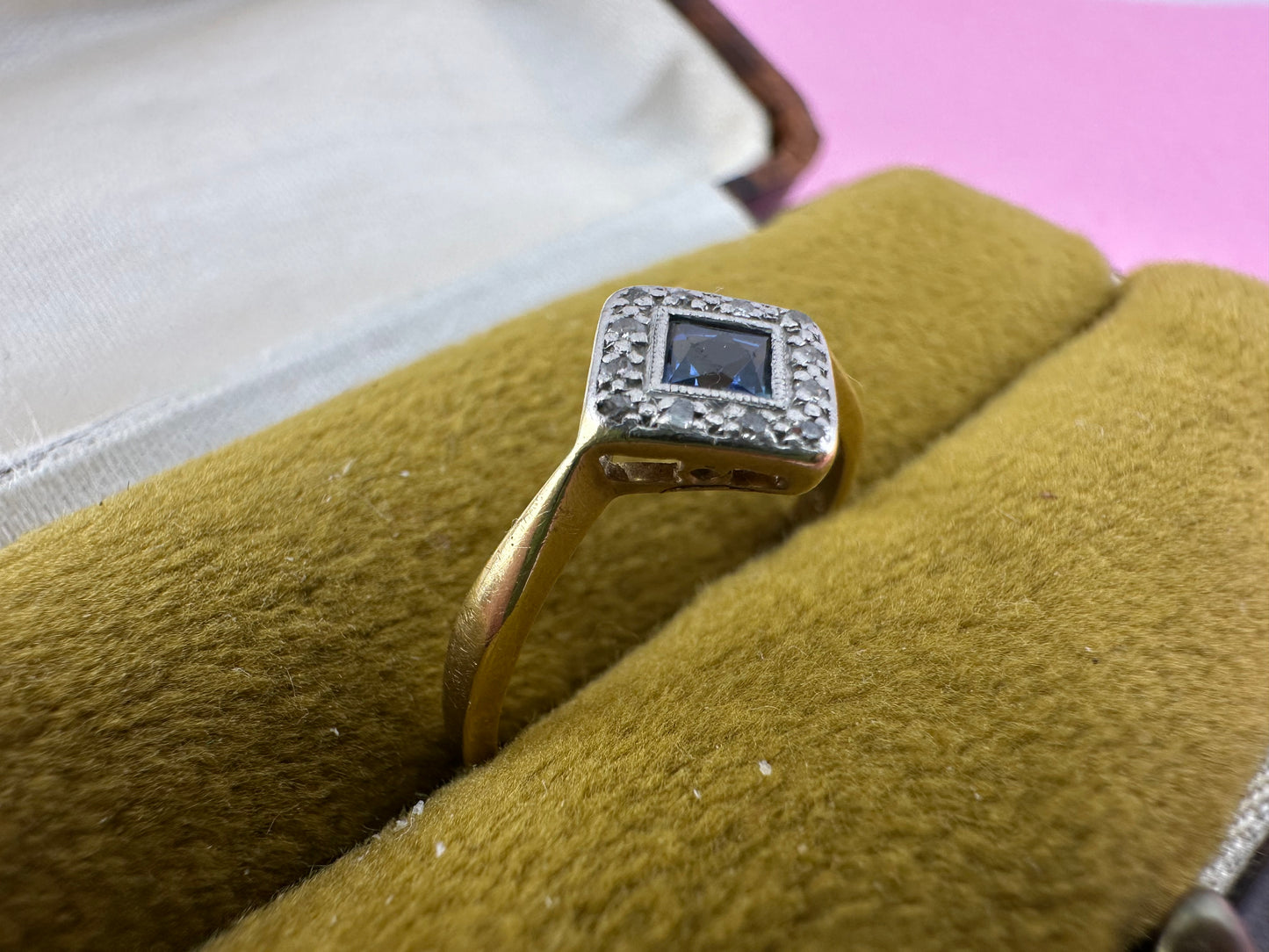 18ct Gold and platinum Sapphire and Diamond ring
