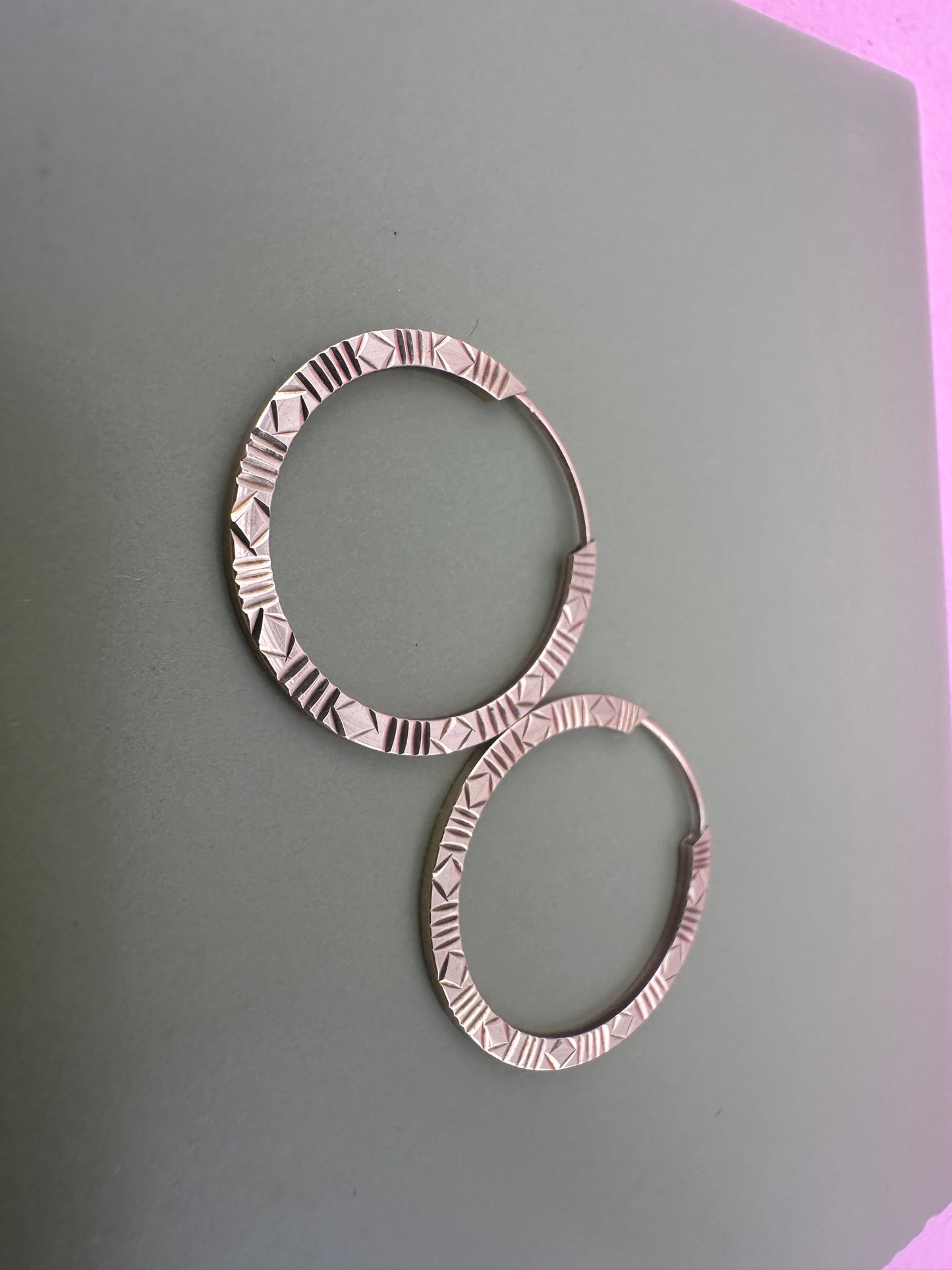 Vintage 9ct gold Round Hoops