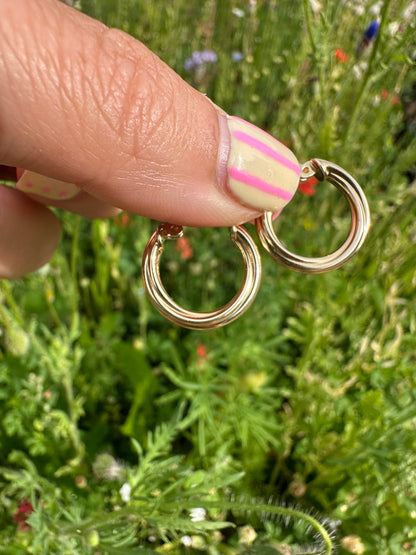 Vintage 14ct gold Round twist hoops