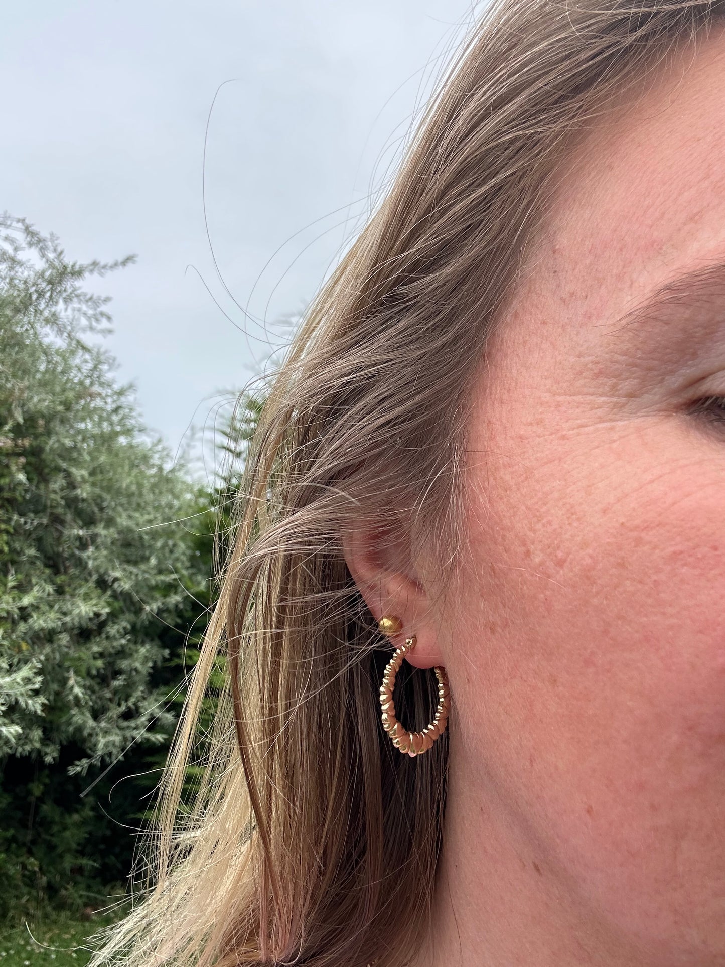 Vintage 9ct Heart Hoops