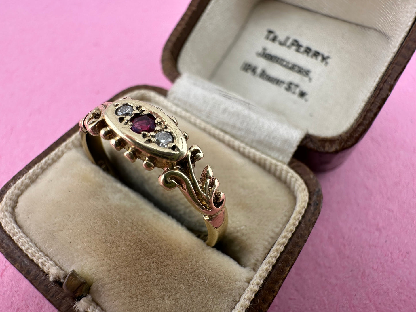 Vintage 9ct Gold Ruby & Diamond Ring