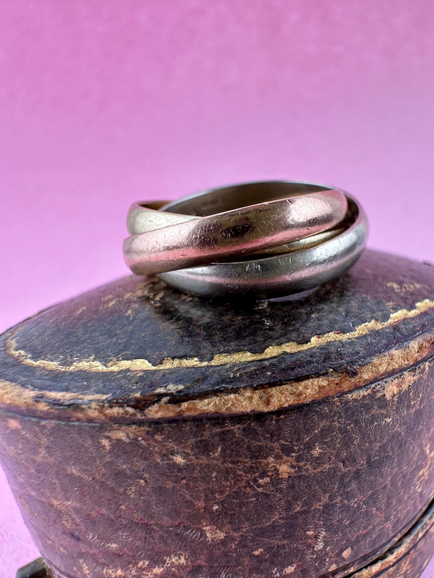 Vintage 9ct Gold Tri-colour Russian rolling band