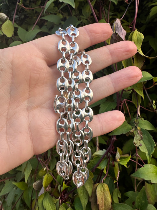 Sterling Silver Mariner chain with concealed clasp.