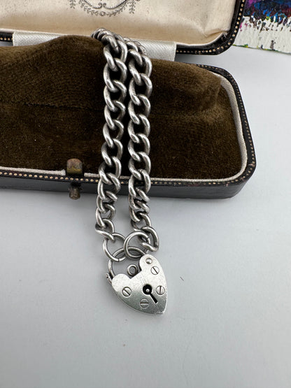Sterling Silver Curb bracelet with heart padlock