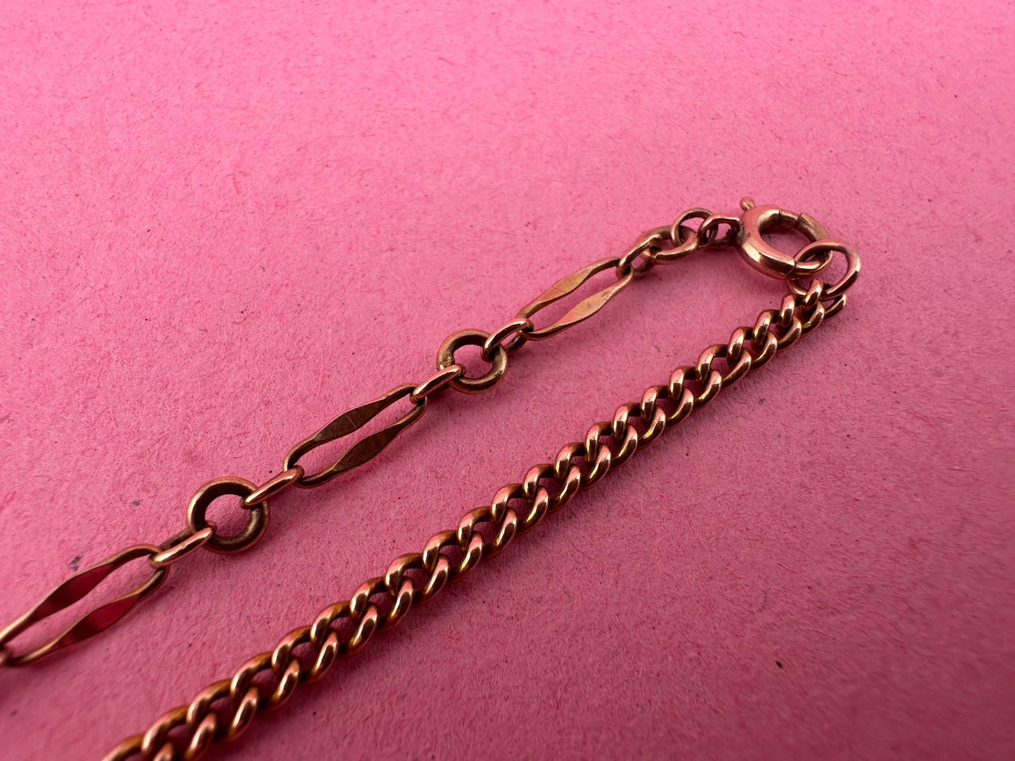 Vintage 9ct Gold Garnet and Bar station bracelet