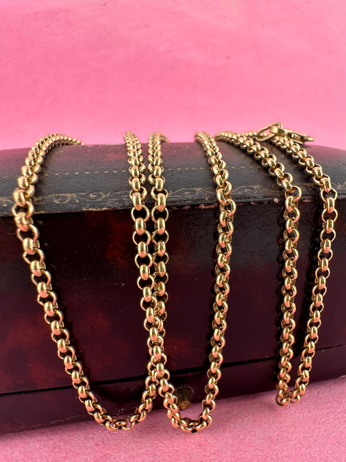 Vintage 9ct Gold long Belcher chain