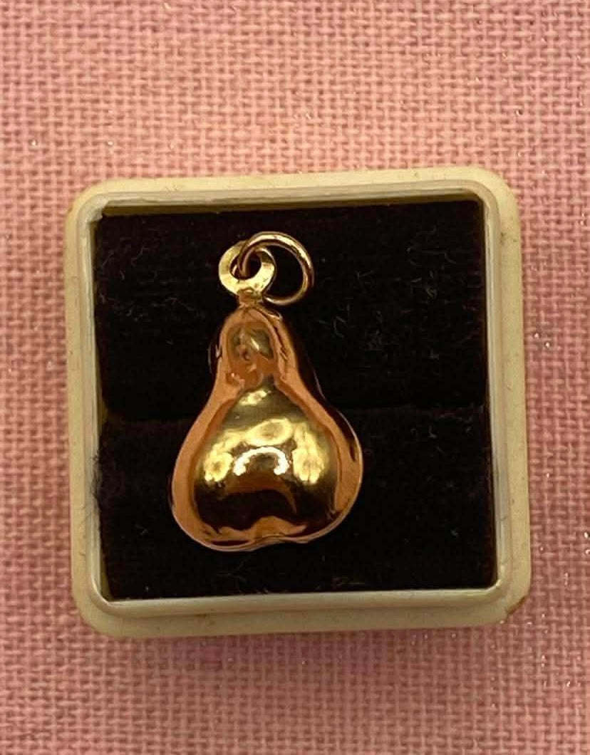 9ct Gold Pear charm