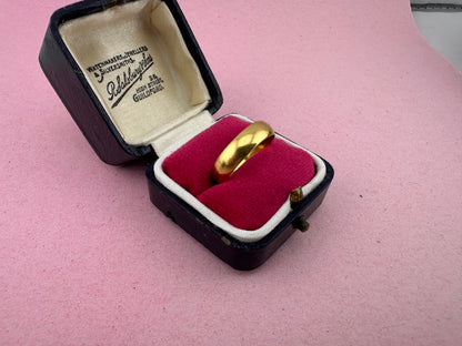 Vintage 22ct Gold band- D shape