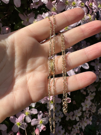 Vintage 9ct Yellow Gold mini Figaro chain