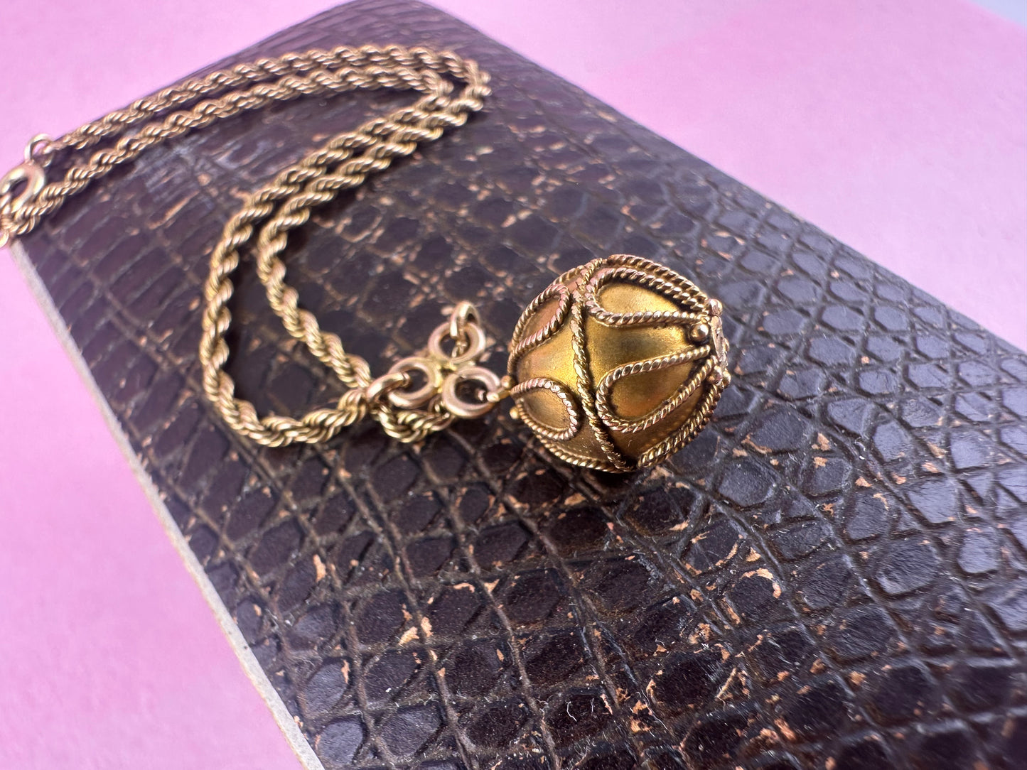 Victorian 15ct Rope bracelet with Etruscan revival orb.