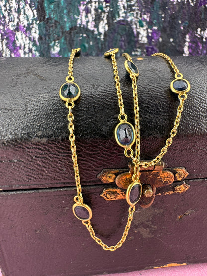 18ct Sapphire Station chain