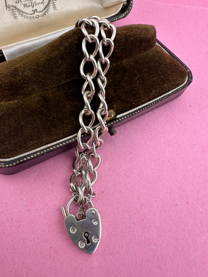 Sterling Silver Curb bracelet with heart padlock