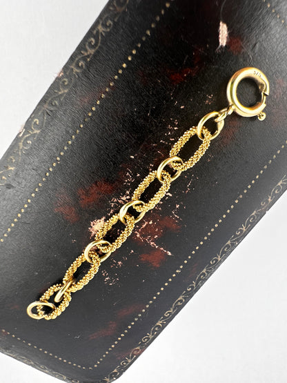 Vintage 9ct gold textured cable extender