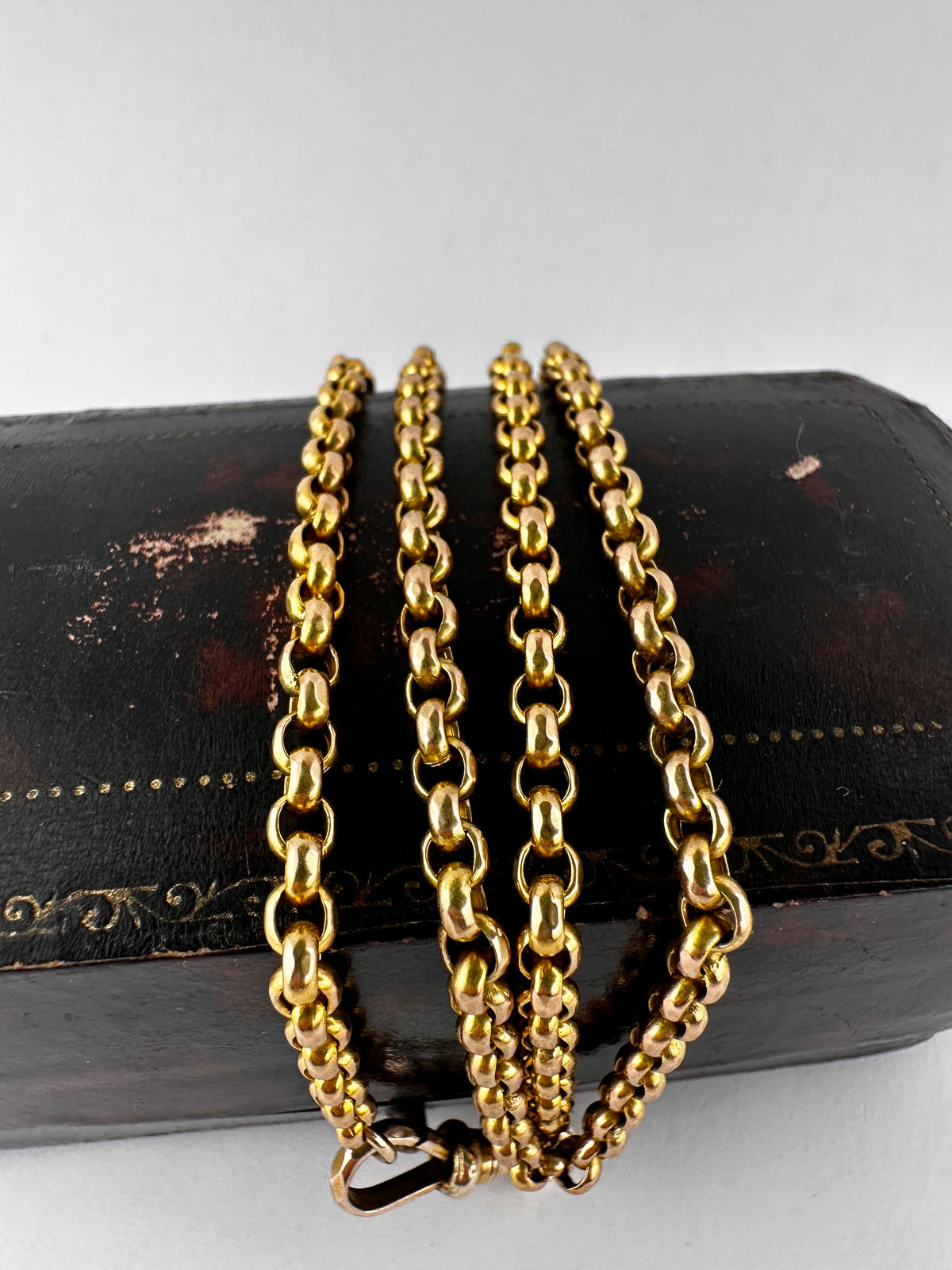 Antique 9ct Yellow gold Belcher Chain with faceted dog clip