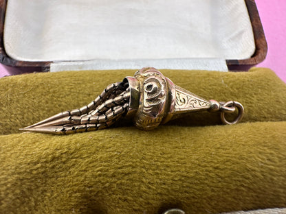 Antique 9ct Gold Tassel pendant
