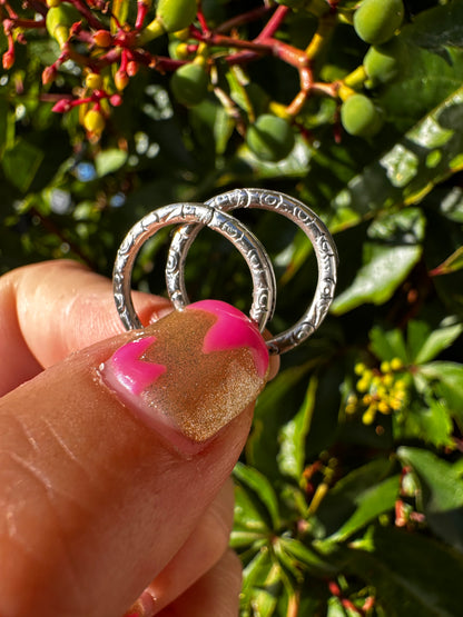 Sterling Silver Carved Split ring x2