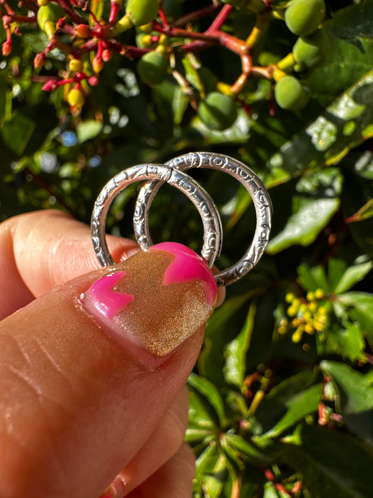 Sterling Silver Carved Split ring x2